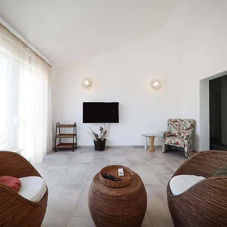 Apartment Rosso *