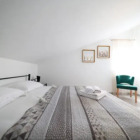 Apartment Rosso